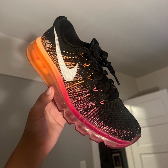 NIKE FLYKNIT MAX WOMENS 7 no insoles - Picture 2 of 7
